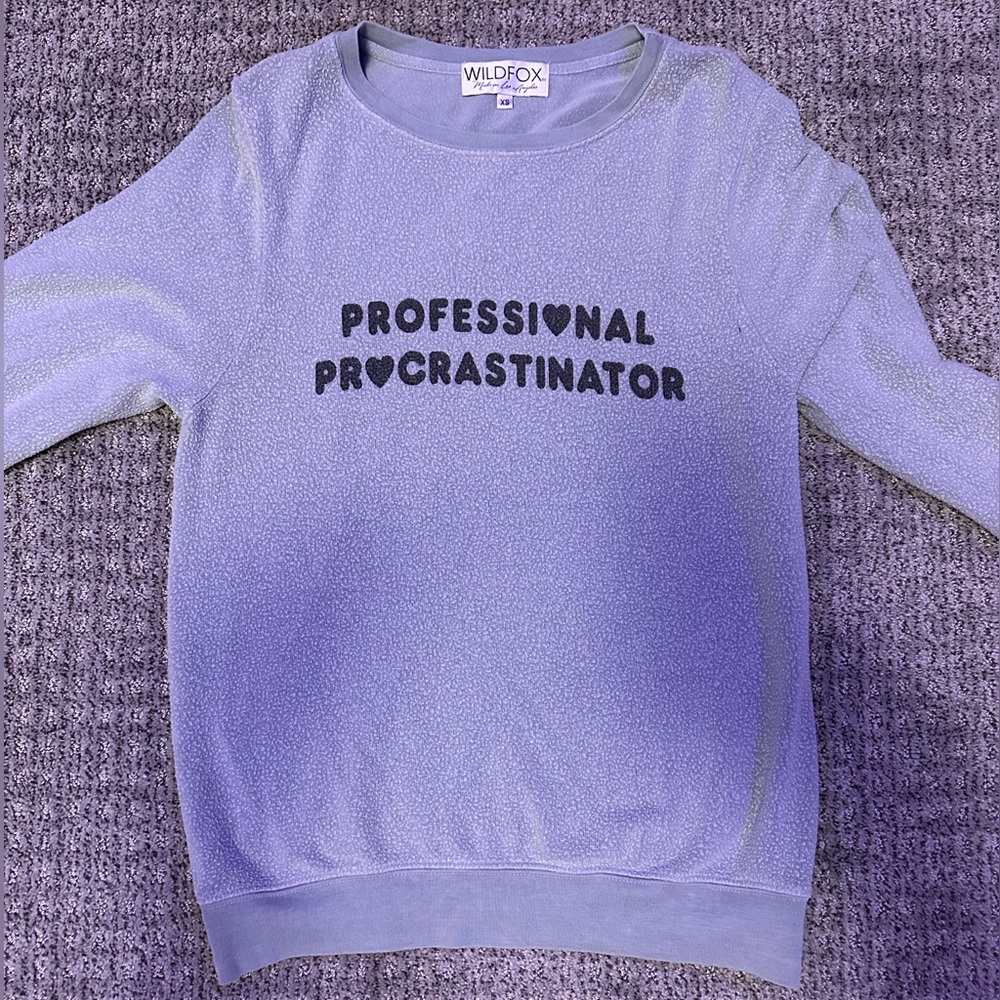 Wild fox pull over size XS